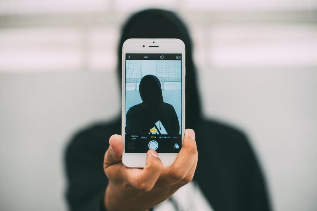 Faceless Content vs Personal Branding: Which Path Actually Builds a Business That Lasts?